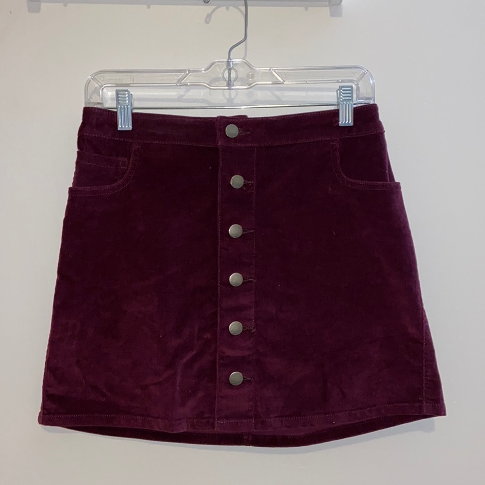 Burgundy corduroy A-line skirt size 2, like-new with tags!